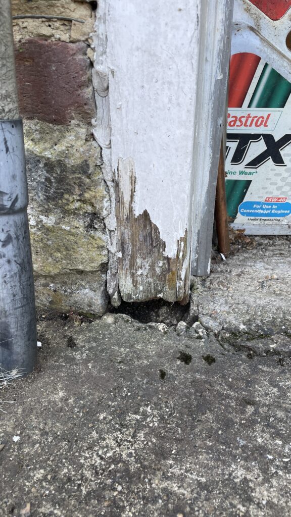 Rotten frame posts